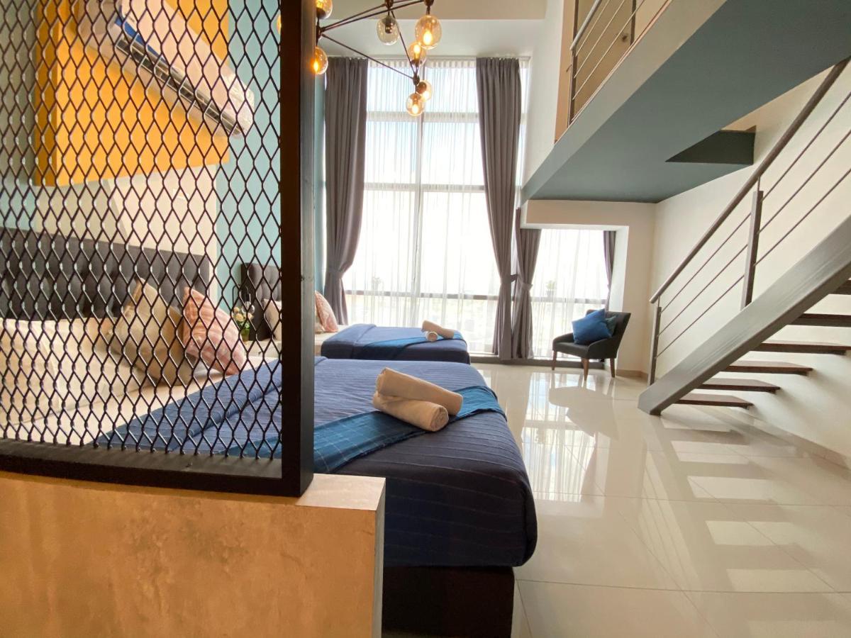 Chrisenbel Suites - Pinnacle Pj Petaling Jaya Exterior photo